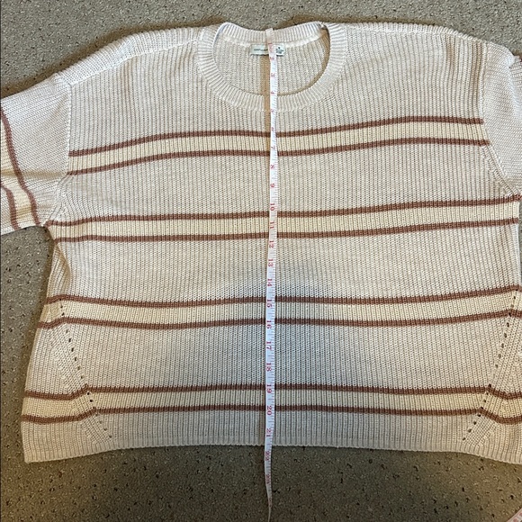 Gentle Fawn Knit Sweater - Picture 8 of 8
